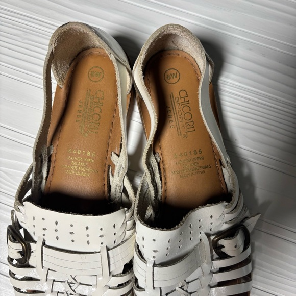 Vintage Chicory Sport Women's White Leather Sandals Size 6 - Picture 2 of 6